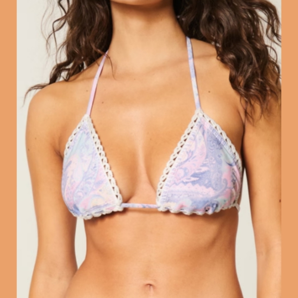 Hollister Crochet Style Trim Triangle Bikini Top NWT Blue Pastel Paisley Mixed P